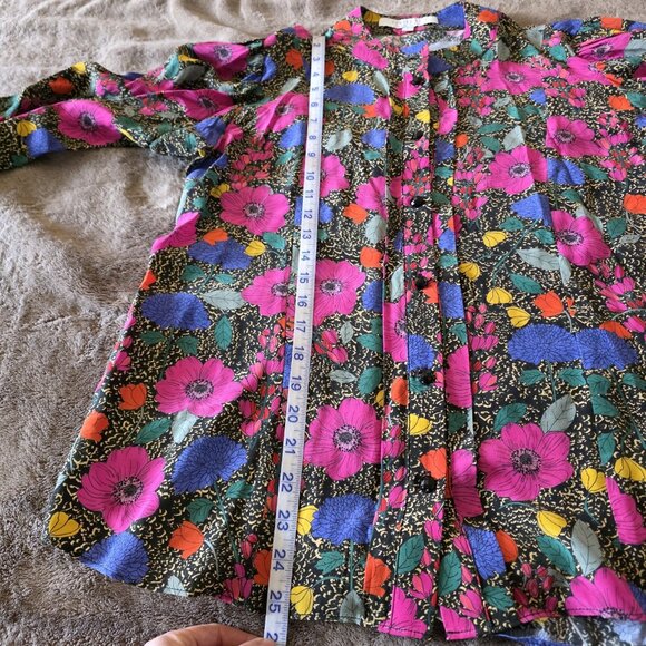Hunter Bell Taylor Top Silk Floral Blouse Button Front Billow Sleeve Size L - Picture 12 of 16